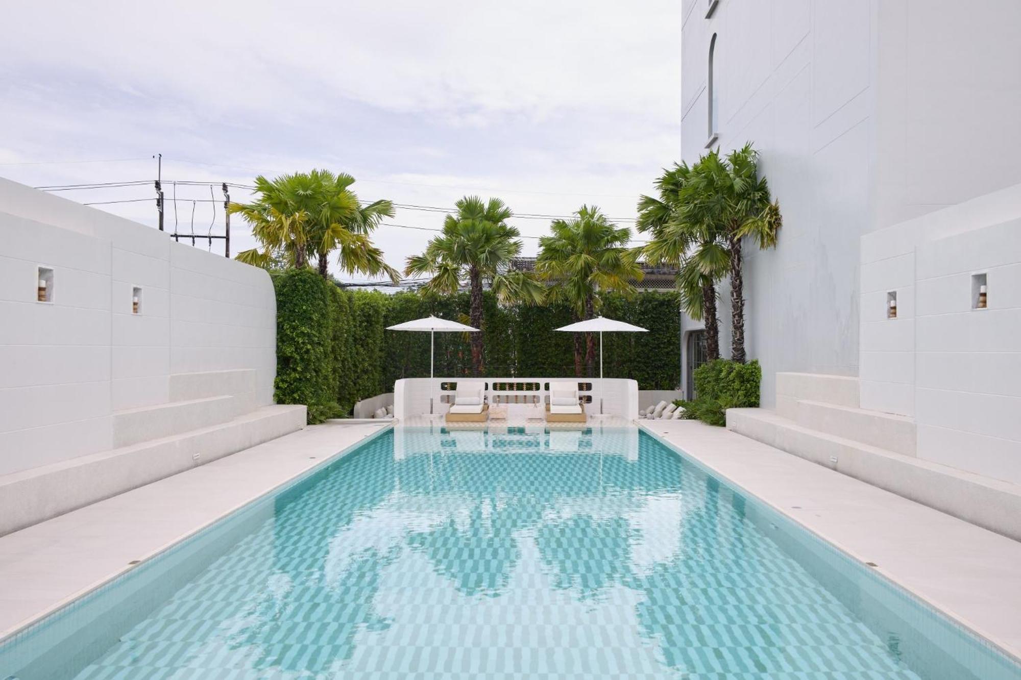 Arco Phuket Town Hotel Exterior photo